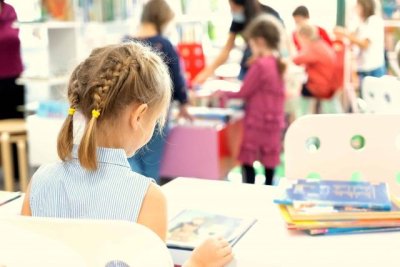 Gu&iacute;a: Convocatoria de ayudas al alumnado con necesidades espec&iacute;ficas de apoyo educativo (NEAE)