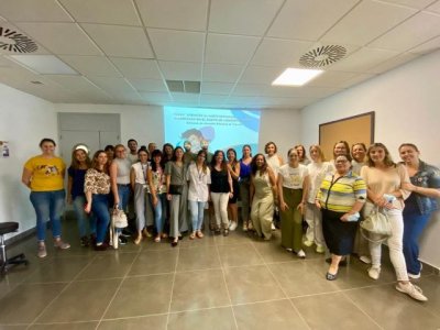 Atenci&oacute;n Primaria de Tenerife forma a sus profesionales en asistencia a partos precipitados