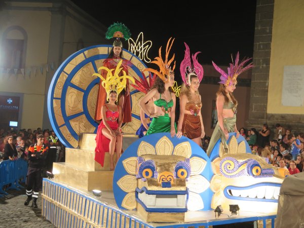 El Desfile de Carrozas en Guía permitirá disfrutar de ‘Una noche en París’