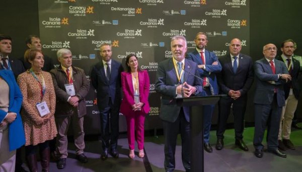 Ángel Víctor Torres: “2022 se cerrará con casi 14,5 millones de turistas y el 10% más de facturación que en 2019”