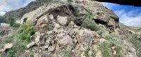 Gáldar: Un desprendimiento de grandes dimensiones en Barranco Hondo obliga a cortar el tráfico en la GC-223