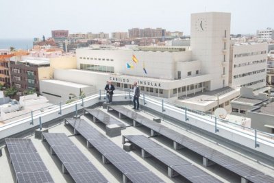 El Cabildo destina 713.900 euros a impulsar la “revolución de las azoteas” en viviendas y empresas
