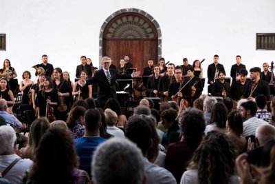 La Joven Orquesta de Canarias busca nuevos m&uacute;sicos