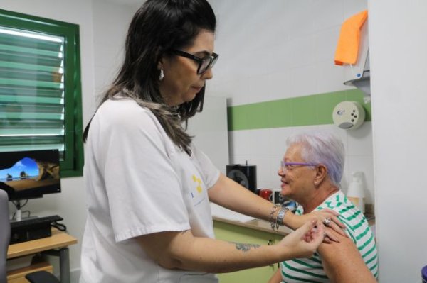 Sanidad incrementa un 14,3 por ciento la vacunación contra la gripe en el primer mes de su administración
