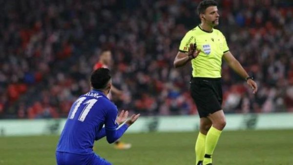 El Getafe clama contra la actuación de Gil Manzano en San Mamés