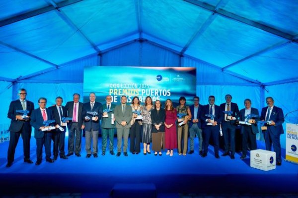 La Fundación Puertos de Las Palmas entrega en Lanzarote los Premios Puertos de Las Palmas 2025