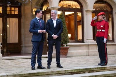 Canarias y Euskadi buscan avanzar con las comunidades en la distribución extraordinaria de menores no acompañados