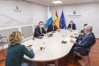 La Comisi&oacute;n sobre el puerto de Santa &Aacute;gueda cita a la alcaldesa y a la plataforma Salvar la Bah&iacute;a de Santa &Aacute;gueda