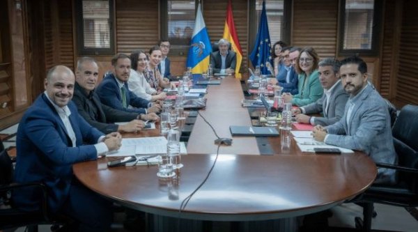 El Gobierno aprueba una ampliación de crédito de 400.000 euros para los desplazamientos del deporte canario