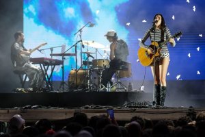 Phe Festival corona su décima edición con las actuaciones de Judeline y Rinôçérôse