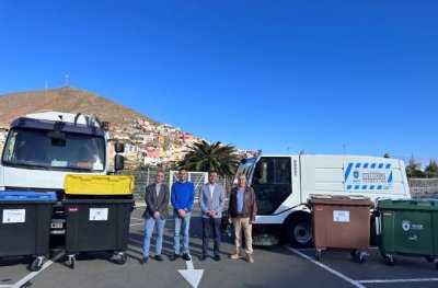 El Ayuntamiento de Gu&iacute;a refuerza su flota con una nueva barredora para la limpieza de los barrios
