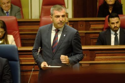 Manuel Dom&iacute;nguez anuncia que se bonificar&aacute; la primera contrataci&oacute;n de una persona mayor de 52 a&ntilde;os por aut&oacute;nomos