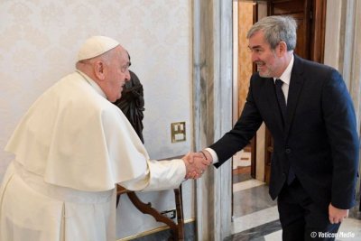 El presidente llama la atenci&oacute;n sobre la emergencia migratoria en su Audiencia con el Papa Francisco