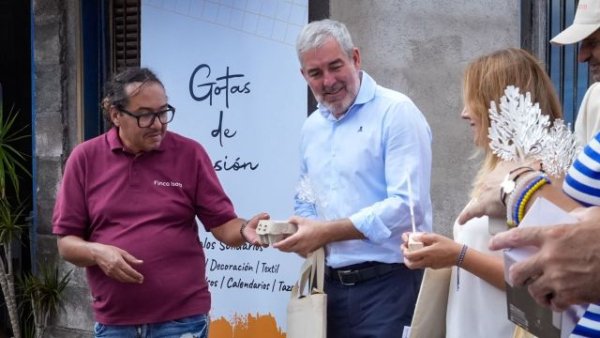 Clavijo reafirma en su visita a Atelsam el compromiso del Gobierno de Canarias con el Plan de Salud Mental