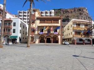 La Gomera: El Ayuntamiento de San Sebasti&aacute;n lleva a cabo obras de reparaci&oacute;n en la red de suministro de agua potable