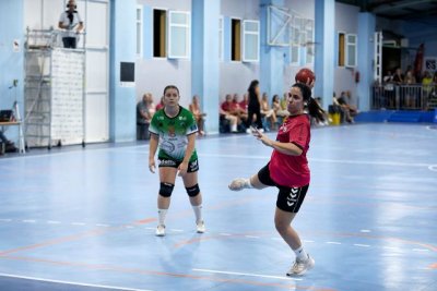 Balonmano Femenino: Importante triunfo del 3COM Squad Valsequillo frente a Doos &Oacute;ptica Moya Tilover