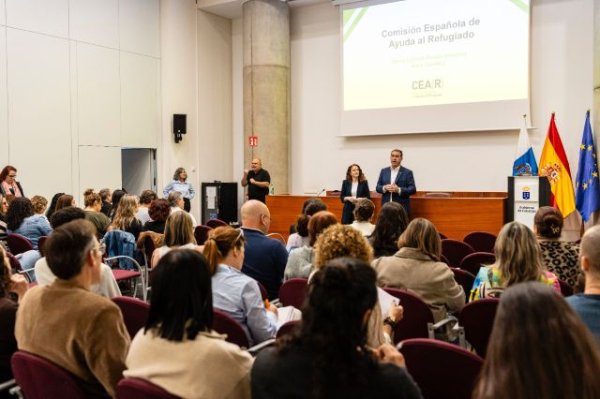 Canarias critica la tardanza de la Conferencia Sectorial de Inmigraci&oacute;n para abordar la regularizaci&oacute;n