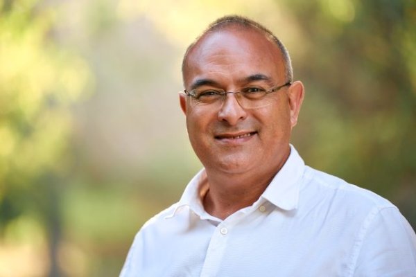 Julián Melián propone la creación de un organismo autónomo de gestión de los espacios sociosanitarios de Guía