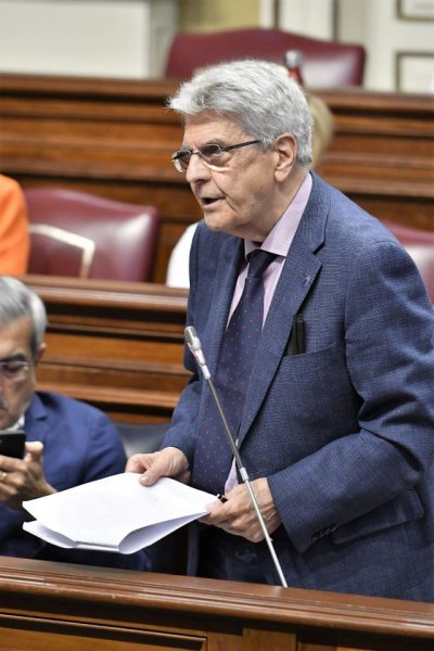 Julio Pérez ante la delimitación de las aguas con Marruecos: “Nosotros diremos hasta dónde llegan las nuestras”