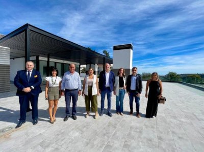 Ayuntamiento y Cabildo se re&uacute;nen para ultimar la puesta en marcha de la nueva Residencia de Mayores de Teror