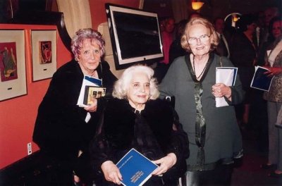 El Cabildo rinde homenaje a mujeres creadoras de vanguardia en Gran Canaria con el documental 'Pioneras'