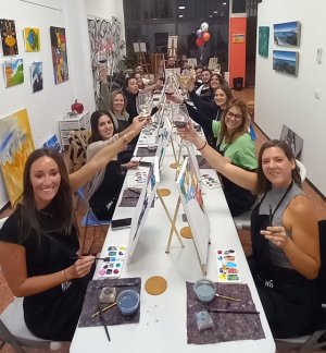 La Casa-Museo Antonio Padrón propone el taller &#039;Arte y vino&#039; una experiencia diferente para descubrir al pintor que llevamos dentro