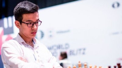 Abdusattorov, de 17 años, destrona a Carlsen como campeón mundial de &#039;rápidas&#039;