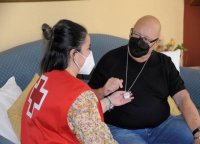 M&aacute;s de 8.900 personas en Canarias se benefician del servicio de Teleasistencia de Cruz Roja