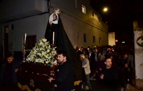 Emotiva procesi&oacute;n de Ntra Sra de los Dolores de San Isidro de G&aacute;ldar