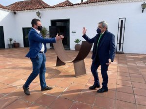 El Gobierno ha distribuido 215 millones de euros en ayudas directas para autónomos y empresas de Lanzarote