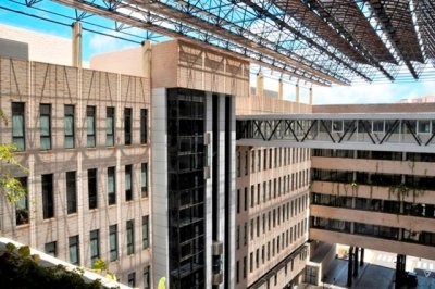 El Hospital Dr. Negrín realiza el seguimiento activo de más de 350 pacientes diagnosticados de lupus