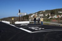 El alcalde de G&aacute;ldar visita las obras de reasfaltado del acceso a Juncalillo y Barranco Hondo