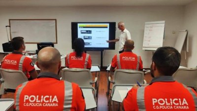 La Polic&iacute;a Auton&oacute;mica se forma sobre los usos y funciones del nuevo tac&oacute;grafo digital