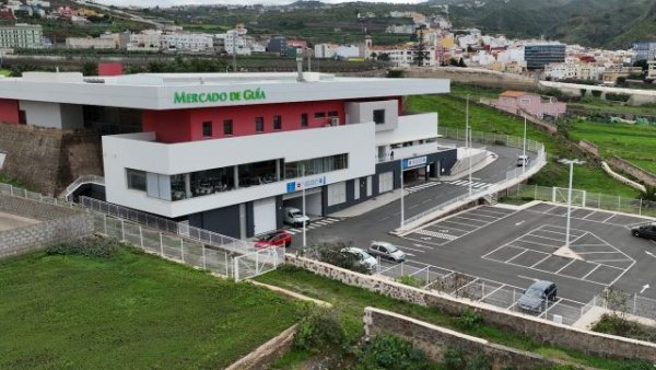 El Mercado de Guía se suma a la festividad del Día de Canarias con sancocho, exhibición y talleres de deportes autóctonos, trasquilada de ovejas y la música de la A.C.R. Estrella y Guía