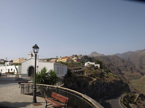 La Gomera: El Cabildo invierte un millón de euros en la mejora de la carretera de acceso a La Dama