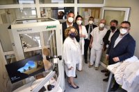 Conrado Domínguez visita el nuevo equipamiento de exploración de la función respiratoria del Hospital de La Palma