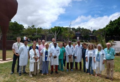 El HUC da la bienvenida a cuatro m&eacute;dicos residentes de Mozambique