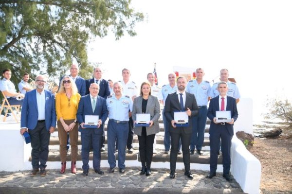 Se celebró la ceremonia conmemorativa del centenario de la llegada de los primeros aviones del Ejército del Aire a Gando