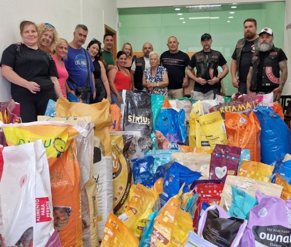 Guía: Nota de prensa de UxGC-Guía sobre donación de comida para animales de dos colectivos