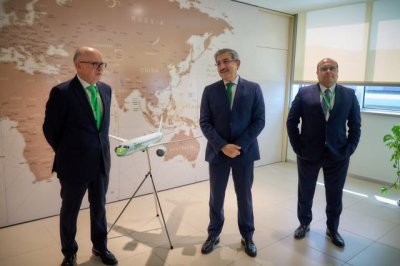 Rodr&iacute;guez anima a Binter a operar con grandes capitales espa&ntilde;olas para replicar la fusi&oacute;n de Iberia y Air Europa