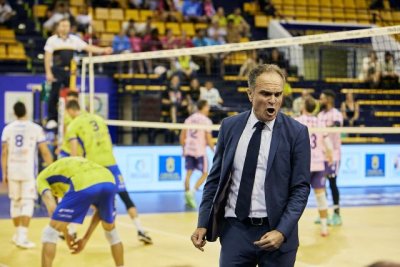 Voleibol: El l&iacute;der CV Guaguas gana en Valencia por la v&iacute;a r&aacute;pida (0-3)
