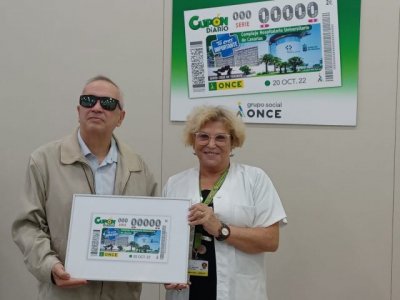 La ONCE dedica un cup&oacute;n al HUC para homenajear a su personal