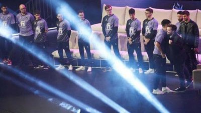 138.000 ven el partido de eSports entre el equipo de Piqué y el Barça