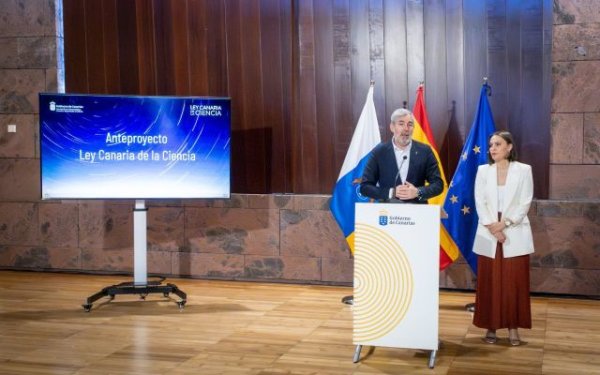 Clavijo asegura que la Ley de la Ciencia permitirá un desarrollo basado en el talento y en el conocimiento