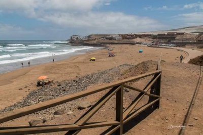 Gáldar: Prohibido el baño en la Playa de Bocabarranco