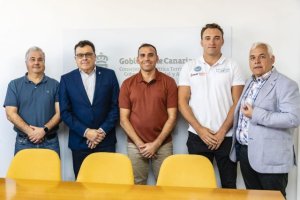 Emergencias y la Asociaci&oacute;n de Socorristas de Canarias colaboran para formar a 500 escolares en seguridad acu&aacute;tica