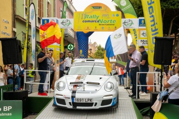 Automovilismo: La Plaza de Santiago en Gáldar protagoniza la salida del 11º Rally Comarca Norte