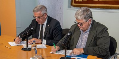 La ULPGC y la FIFLP colaborar&aacute;n gracias a la firma de un convenio