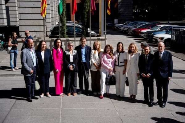 Monz&oacute;n se adhiere a la solicitud de otras quince CCAA que instan al Ministerio de Sanidad a solucionar el conflicto
