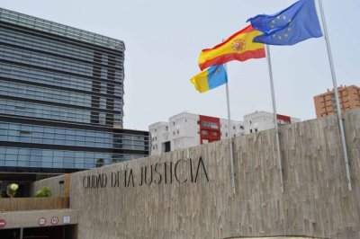 La Consejería de Presidencia convoca a los sindicatos para evaluar implantación de los tribunales de instancia
